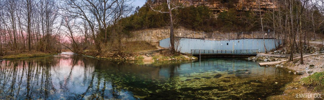 Roubidoux Spring Missouri outside scenery
