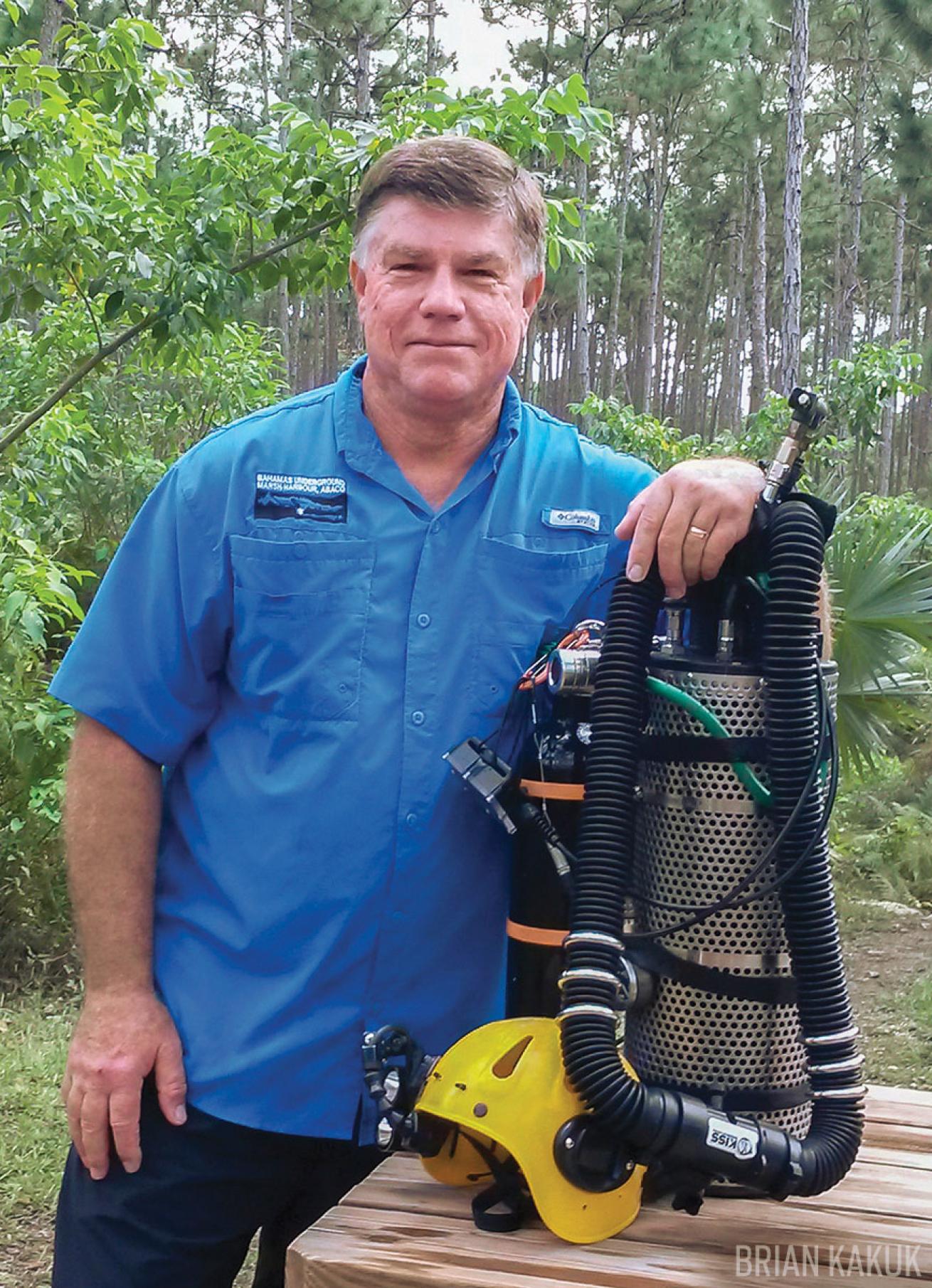 scuba diving sea hero