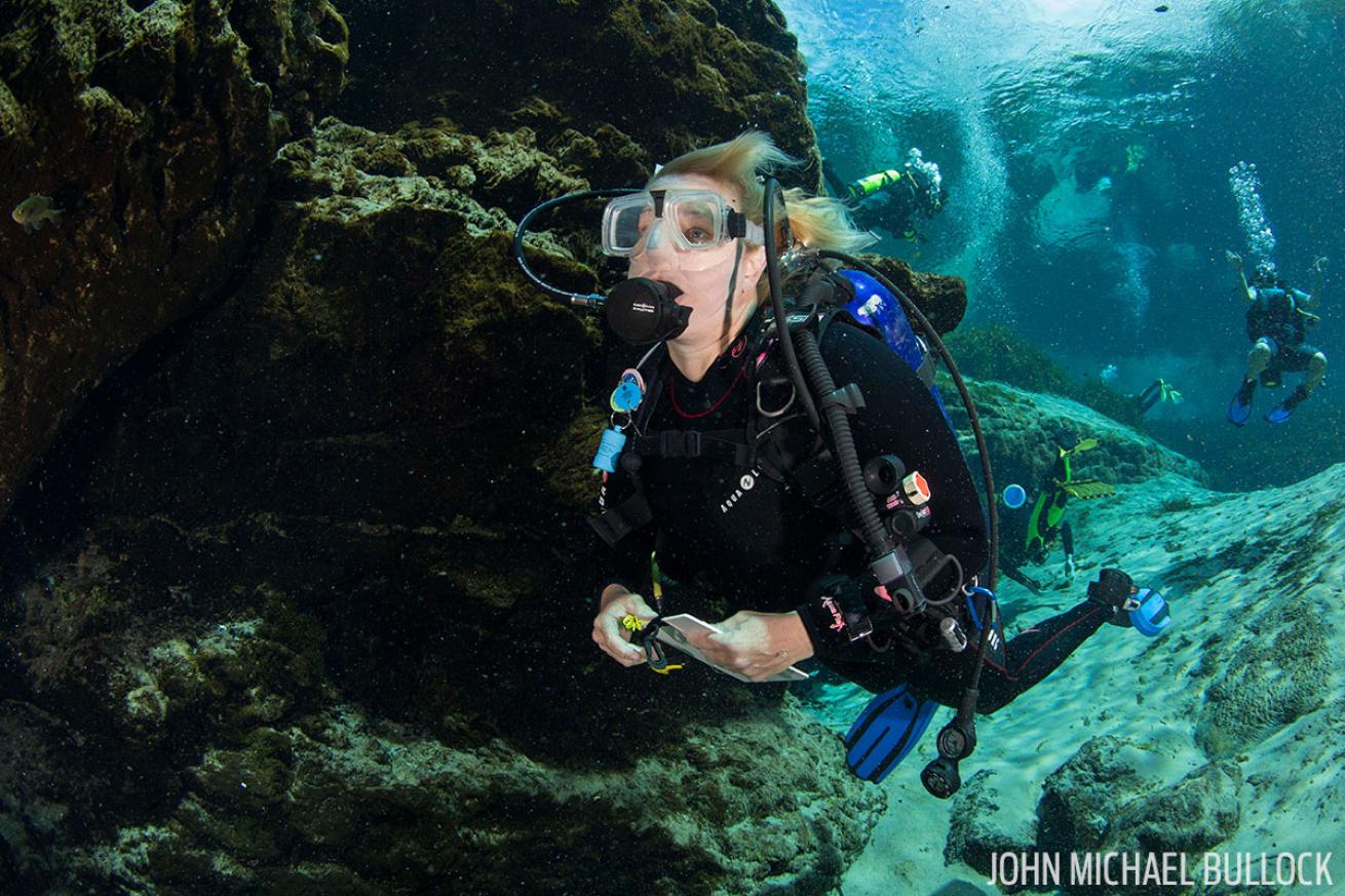 Scuba diving regulator ScubaLab testing