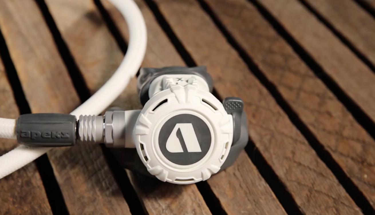 Apeks XL4+ regulator