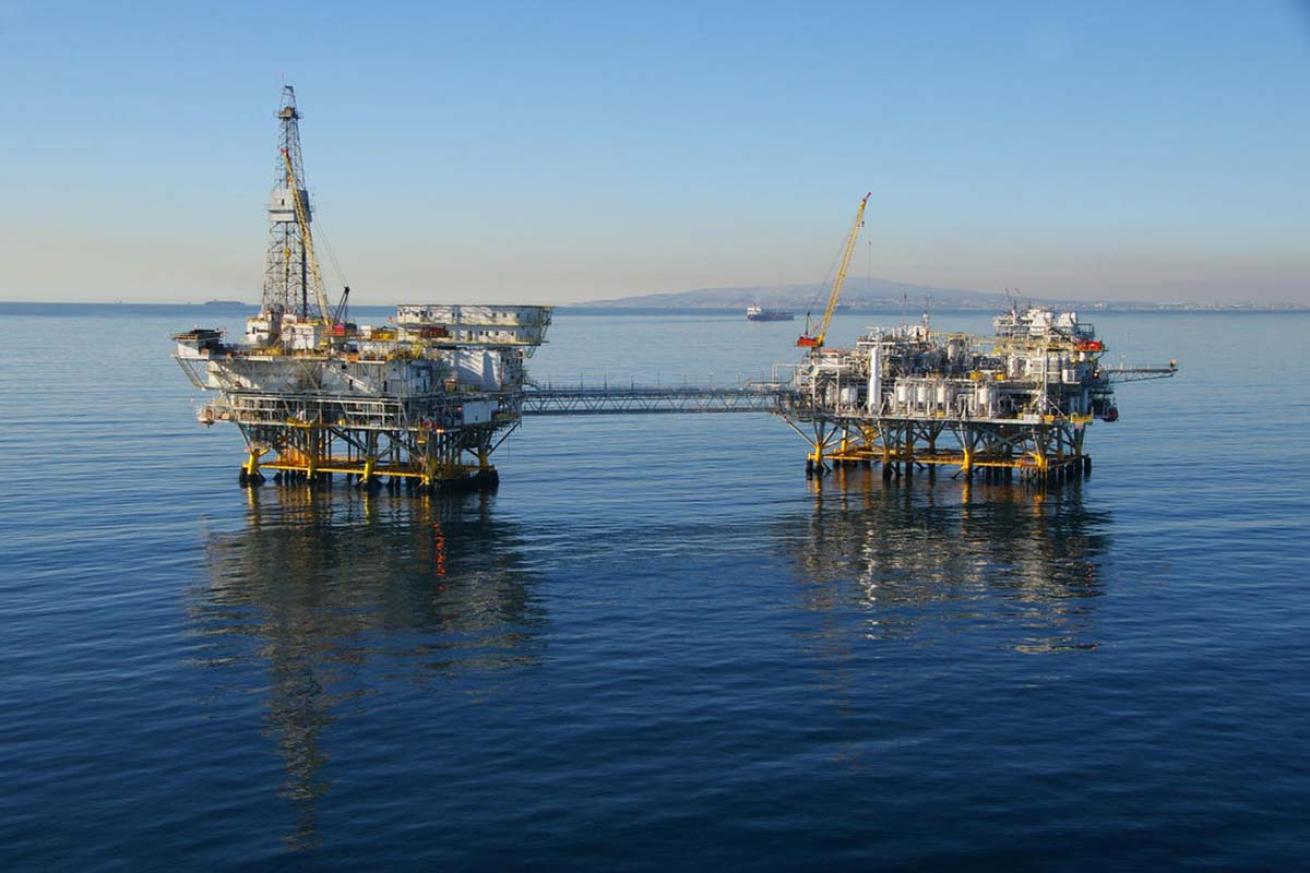 California oil rigs