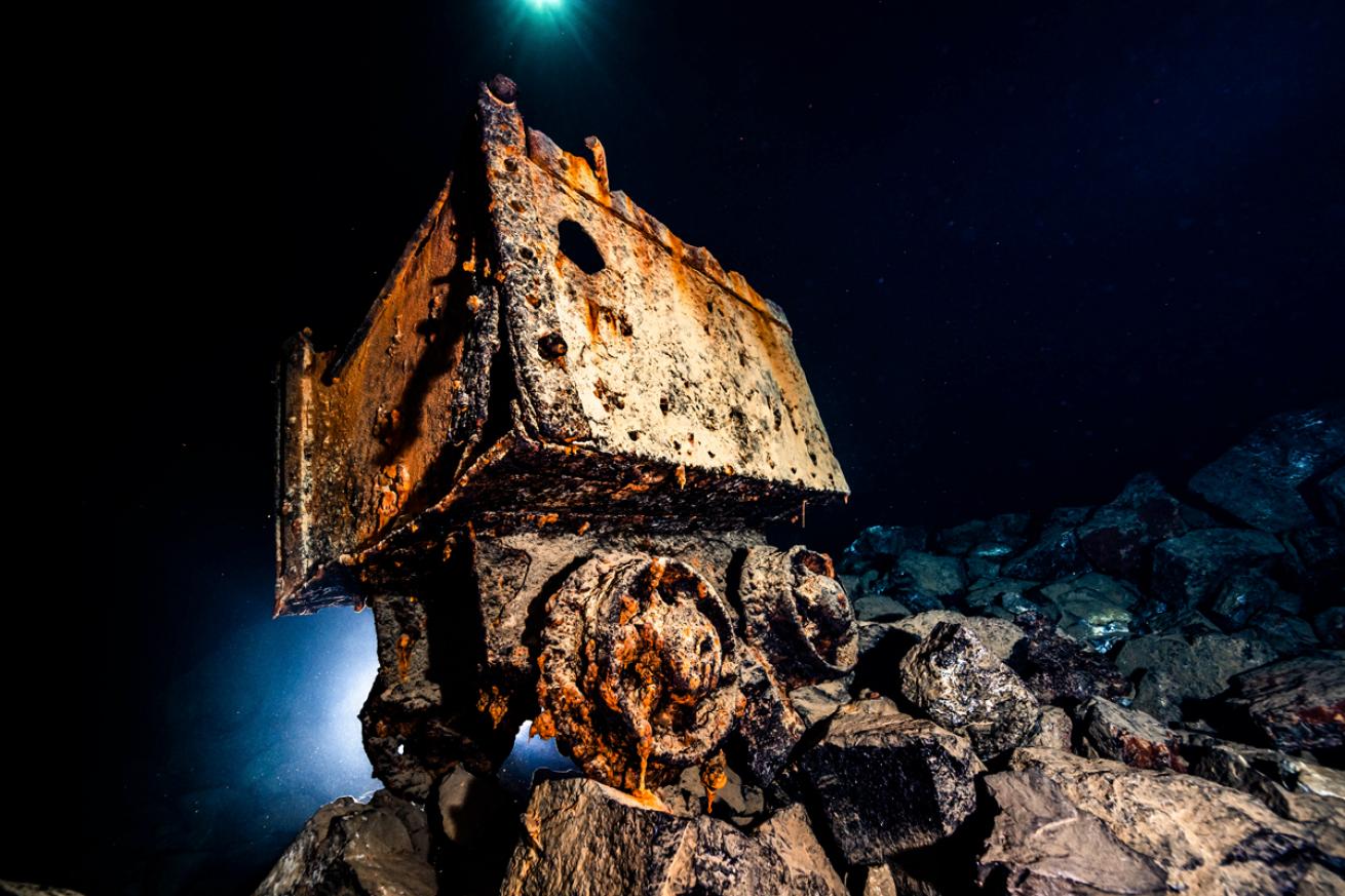 idoljennifer.bonneterre-18.scubadivingmag.december2021