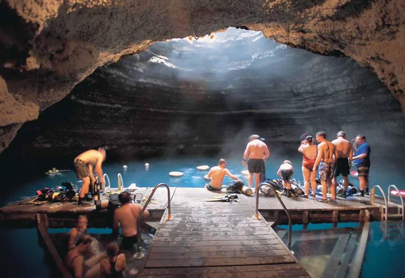 Homestead Crater, Utah scuba diving