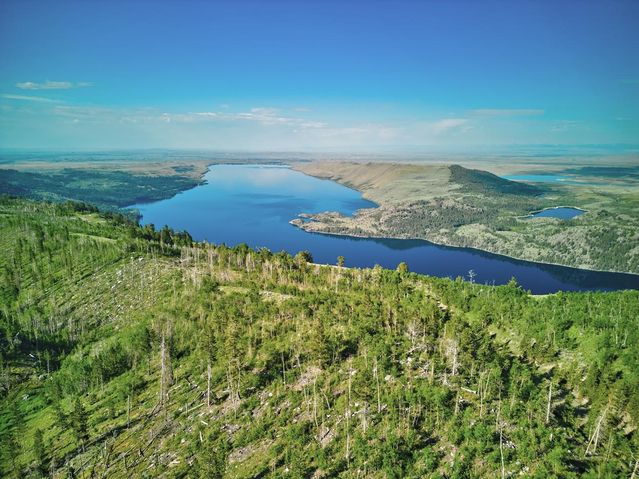 Fremont Lake stretches 12 miles long.