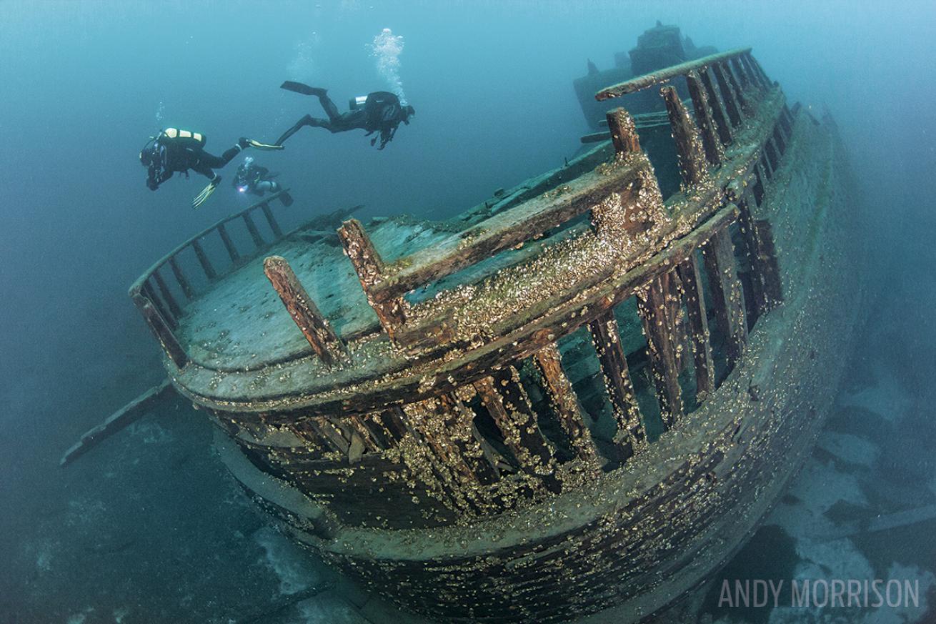 scuba diving canada lake 