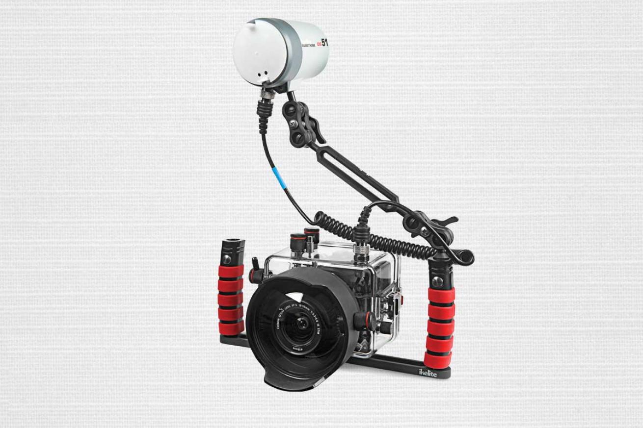 **IKELITE HOUSING FOR CANON SL1 WITH DS51 STROBE**  