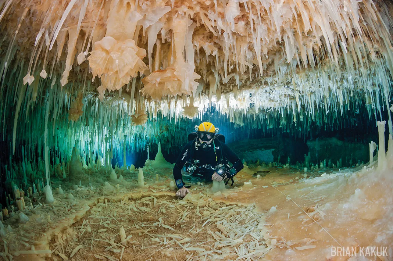 scuba diving caves