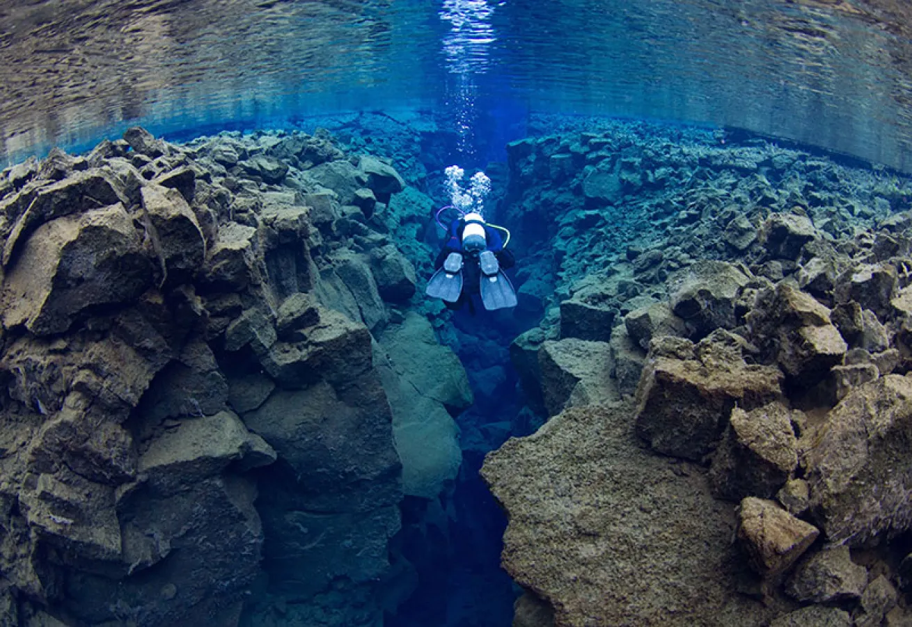 diver in Silfra Fissure