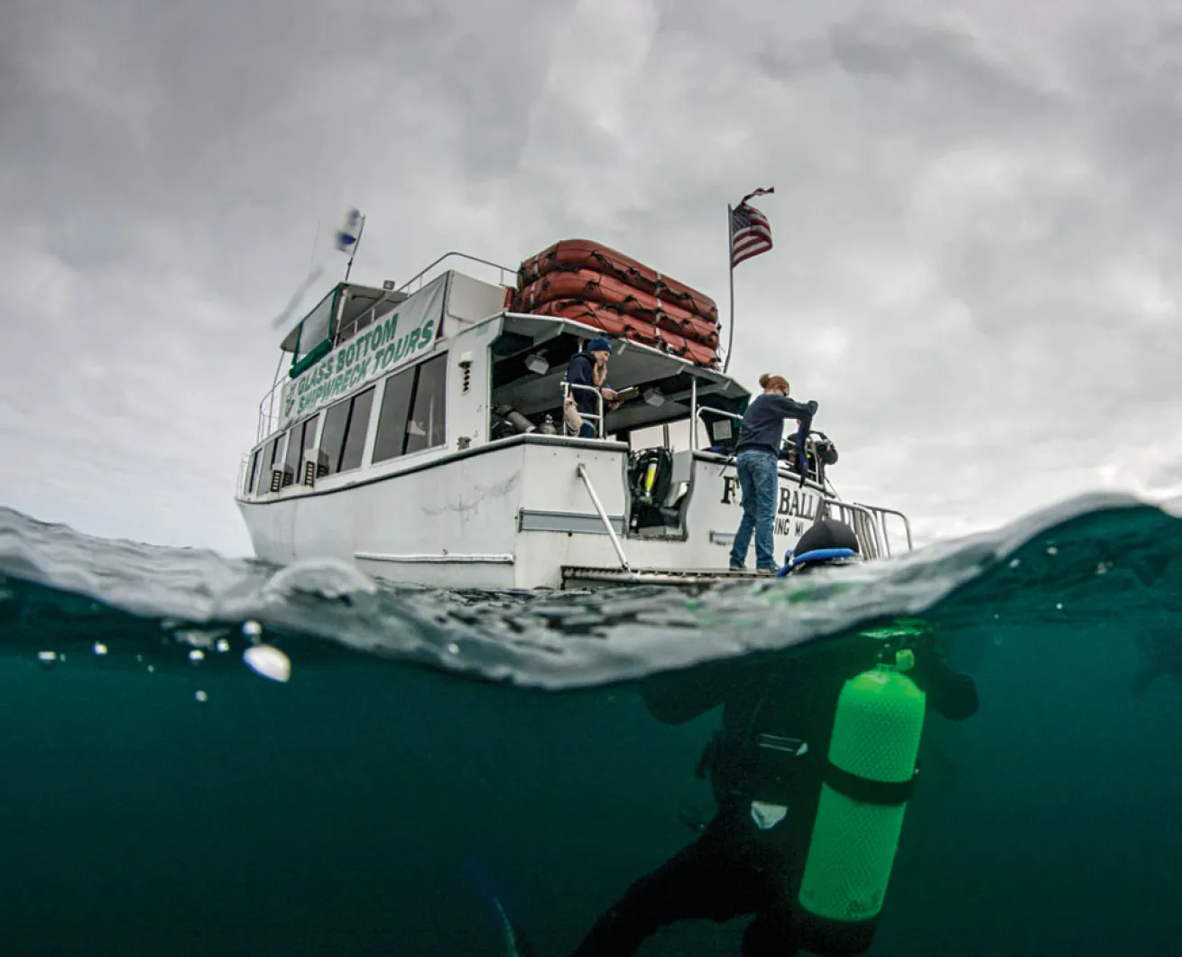 A diver drops into the Alger Underwater Preserve.