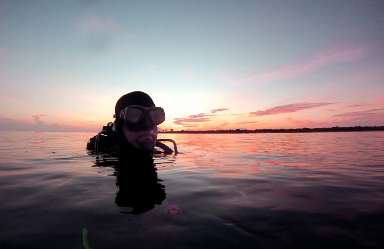 Dawn Dive in Little Cayman 