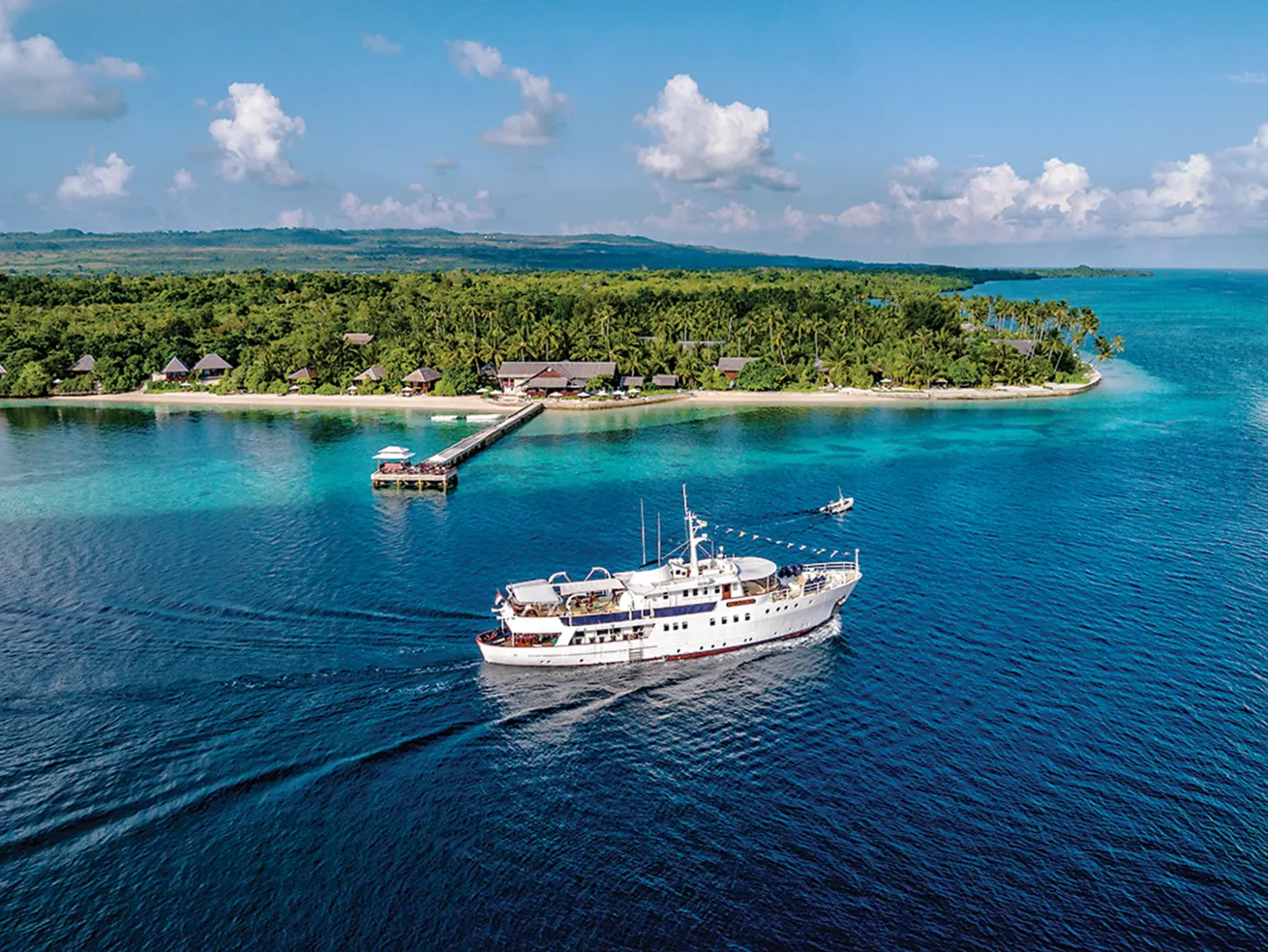 scuba diving in indonesia