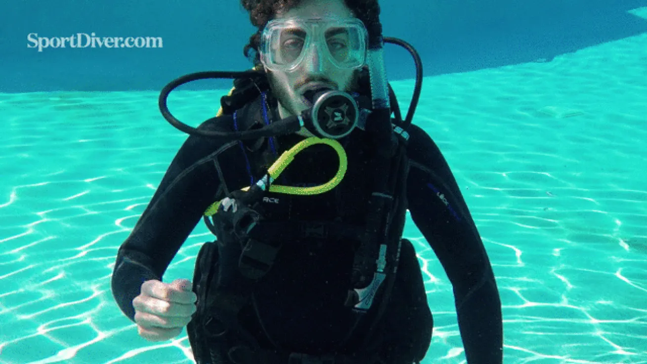 scuba hand signals bent