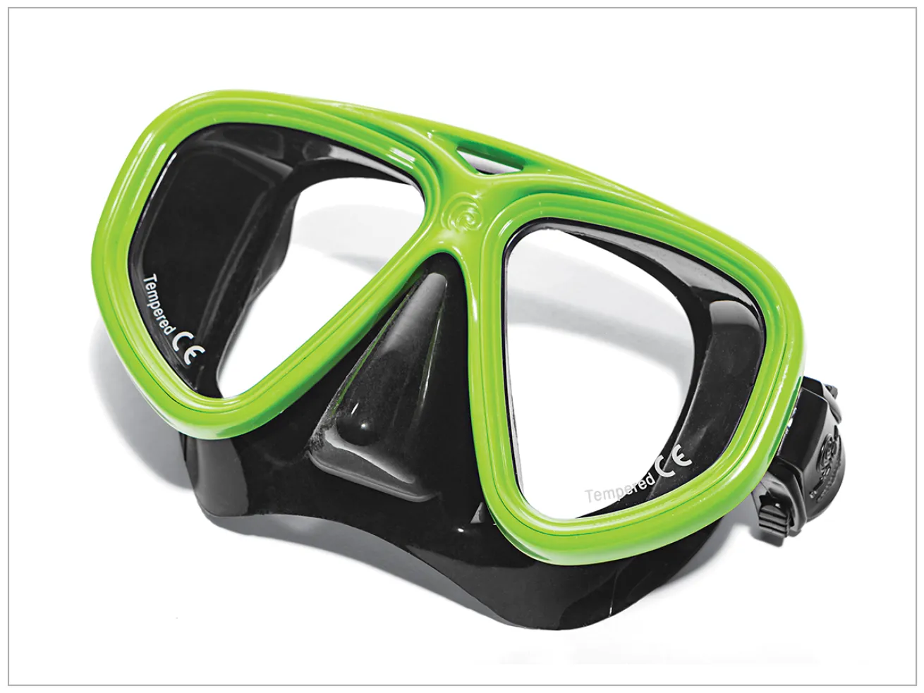 scuba diving masks