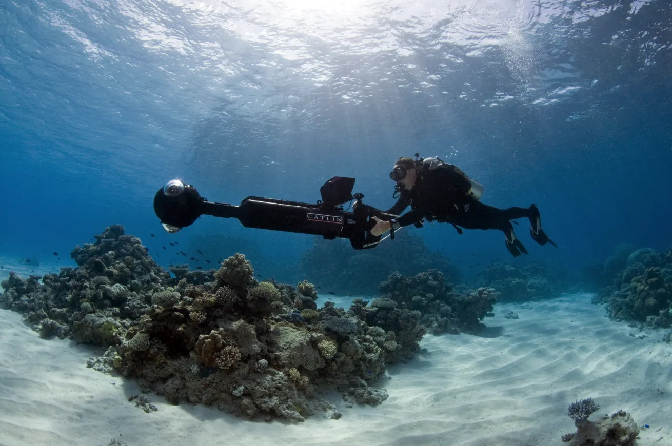 Underwater Camera Scooter Maps