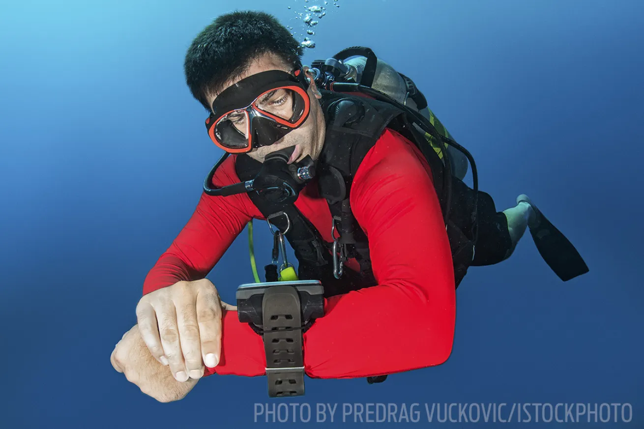 underwater navigation skills scuba diving