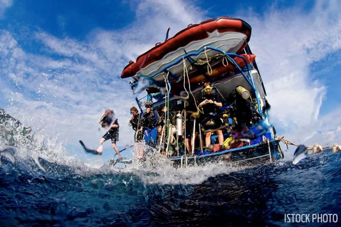 Rough water rocking the dive boat