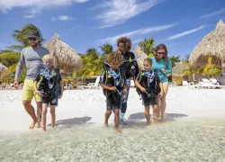 PADI-SANDALS-CURACAO--DAY--.jpg.webp