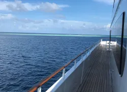 liveaboards diving
