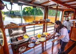 food-waste-liveaboard-buffet_.jpg.webp