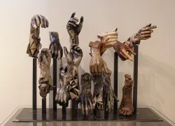 oyarzun-clay-hand.jpg.webp