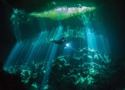 rivera-maya-cenote-shutterstock-joana-villar.jpg.webp
