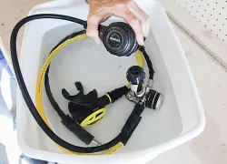 scuba-diving-regulator-maintenance.jpg.webp