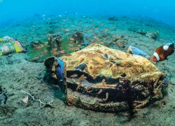 tobias-friedrich-ocean-trash-web.jpg.webp