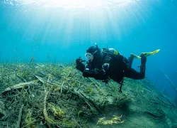 videographer-drysuit-annie-crawley.jpg.webp