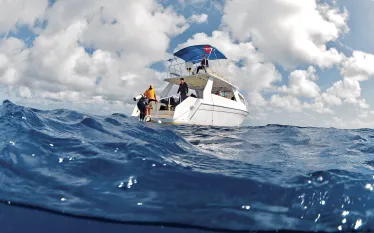 Guanahani-Dive-Boat-P_edit.jpg.webp