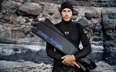 freediver_forrest_simon_headshot_spd.jpg.webp