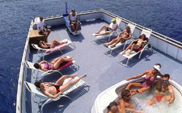 _liveaboards_whirl.jpg.webp