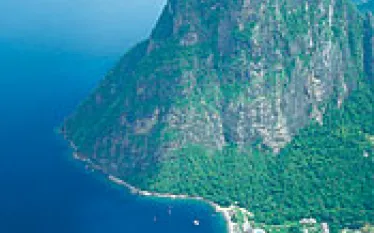 TR__travel_guide_.jpg.webp