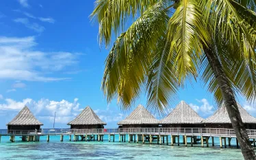 atoll-hopping-tahiti-kia-ora-resort.jpg.webp