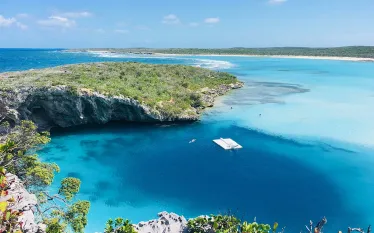 deans-blue-hole-bahamas-shutterstock-lora-b.jpg.webp