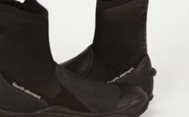fourth-element-diving-boots.jpg.webp