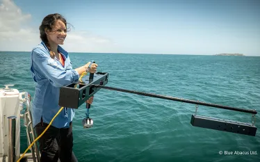 midwater-rig-handling-naima_lopezcourtesy-blue-abacus.jpg.webp