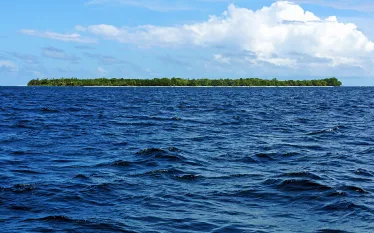 panama-island-shutterstock-damsea.jpg.webp