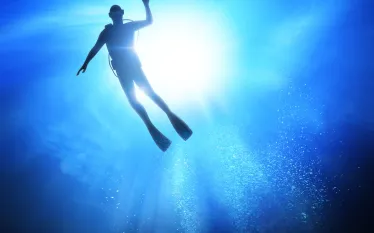 panicked-diver-scuba-diving.jpg.webp