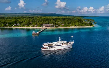 pelagian_dive_yacht_wakatobi_dive_resort_buton_island.jpg.webp