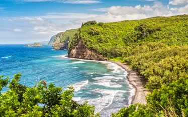pololu-valley-beach-teaser-shutterstock-susanne-pommer.png.webp