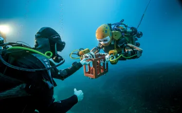 scuba-robot-mermaid-diver-.jpg.webp