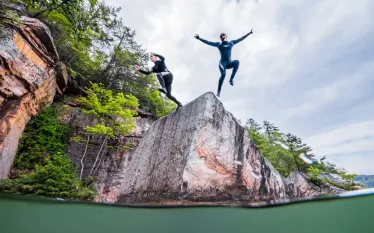 stateofdiving.idoljennifer.longpointcliff.scubadivingmagazine.june.jpg.webp