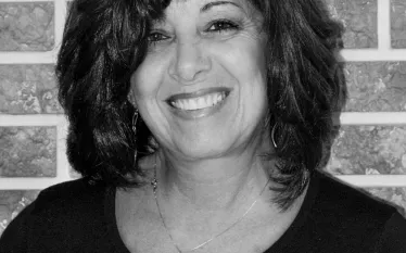 suzan-meldonian-april--sea-hero.jpg.webp