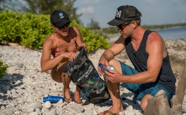 trash-collection-beach-padi.png.webp