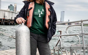 zoe_greenberg.scubadivingmagazine.september.seahero.jpg.webp
